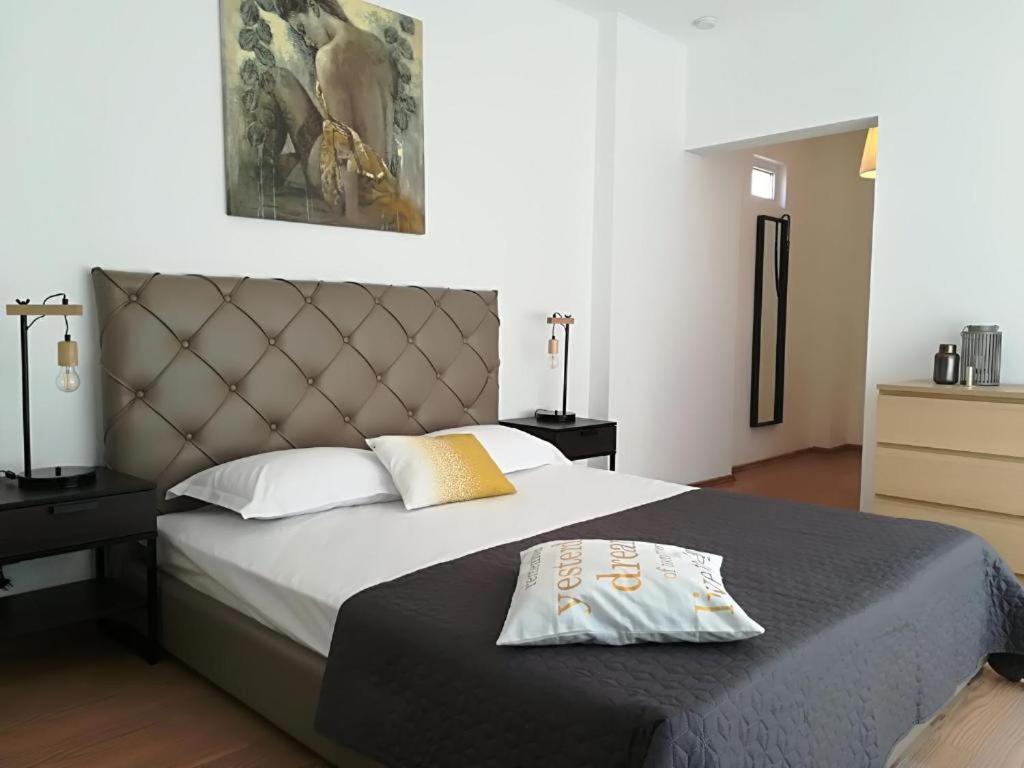 Guesthouse Smart Boekarest Buitenkant foto