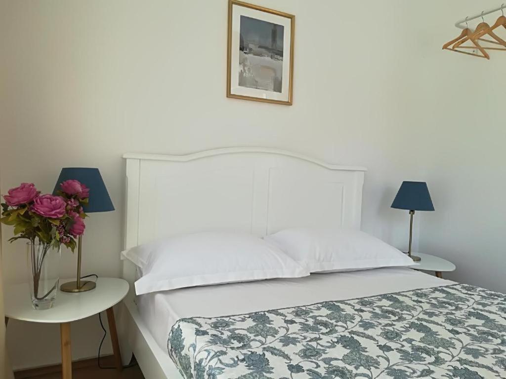 Guesthouse Smart Boekarest Buitenkant foto